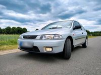 Gebraucht Mazda 323 73 PS (53 kW) 1998 Grau Kleinwagen