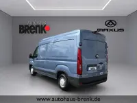 Neu Maxus V90 147 PS (108 kW) 2025 Blau Van