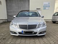 Gebraucht Mercedes E200 184 PS (135 kW) 2011 Grau Limousine