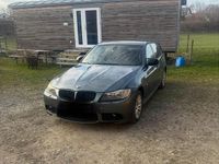 Gebraucht BMW 320 177 PS (130 kW) 2009 Grün Kombi