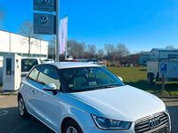 Gebraucht Audi A1 Basis 95 PS (69 kW) 2015 Weiß Kleinwagen