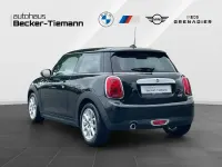 Gebraucht Mini ONE Chili 102 PS (75 kW) 2021 Midnight black Kleinwagen