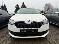 Używany Skoda Fabia 60 KM (44 kW) 2021 Biały Sedan/Limuzyna