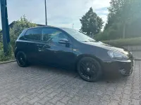 Gebraucht VW Golf VI 122 PS (89 kW) 2012 Schwarz Kleinwagen