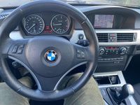 Gebraucht BMW 320 Performance 184 PS (135 kW) 2011 Schwarz Kombi