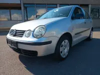 Gebraucht VW Polo Basis 64 PS (47 kW) 2003 Silber Limousine