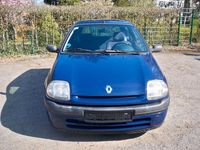Second-hand Renault Clio II 58 CP (42 kW) 2000 Albastru Hatchback