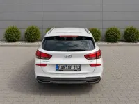 Gebraucht Hyundai i30 Trend 160 PS (117 kW) 2023 Weiß Kombi