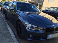 Gebraucht BMW 320 Sport Line 185 PS (136 kW) 2012 Schwarz Limousine