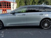 Gebraucht Mercedes E220 Edition 194 PS (142 kW) 2016 Grau Kombi