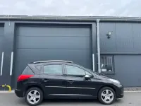 Gebraucht Peugeot 207 Premium 120 PS (88 kW) 2011 Schwarz Kombi