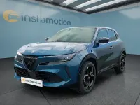 Neu Alfa Romeo Junior 145 PS (106 kW) 2026 Blau SUV