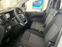 Gebraucht Peugeot Expert Active 177 PS (130 kW) 2024 Weiß Van