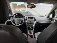 Gebraucht Opel Astra Edition 101 PS (74 kW) 2011 Silber Limousine