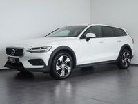 Gebraucht Volvo V60 CC Pro 250 PS (183 kW) 2022 Weiß Kombi