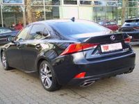 Gebraucht Lexus IS200 245 PS (180 kW) 2017 Schwarz Limousine