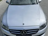 Gebraucht Mercedes E220 194 PS (142 kW) 2019 Silber Limousine