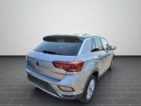 Gebraucht VW T-Roc Style 150 PS (110 kW) 2022 Pyritsilbermetallic / schwarz (metallic) SUV