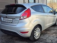 Gebraucht Ford Fiesta Trend 101 PS (74 kW) 2013 Grau Kleinwagen