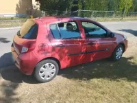 Gebraucht Renault Clio II 90 PS (66 kW) 2010 Rot Limousine