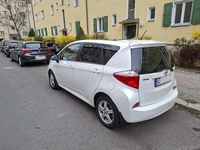 Gebraucht Toyota Verso-S Club 99 PS (72 kW) 2011 Van / Kleinbus