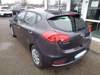 Gebraucht Kia Ceed Attract 99 PS (72 kW) 2018 Grau Kleinwagen