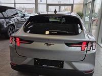 Gebraucht Ford Mustang Mach-E Basis 197 kW (269 PS) 2022 Iconicsilber metallic SUV