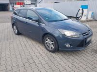 Gebraucht Ford Focus 116 PS (85 kW) 2014 Grau Kombi