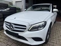 Gebraucht Mercedes C220 194 PS (142 kW) 2018 Weiß Kombi