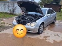 Gebraucht Mercedes E240 177 PS (130 kW) 2003 Silber Limousine