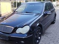 Second-hand Mercedes C180 Elegance 129 CP (94 kW) 2002 Negru Berlinǎ