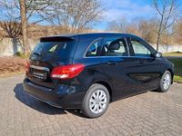 Gebraucht Mercedes B180 Style 122 PS (89 kW) 2017 Schwarz Van / Kleinbus