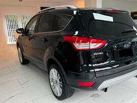 Gebraucht Ford Kuga 150 PS (110 kW) 2016 Schwarz SUV