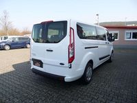 Gebraucht Ford Tourneo 131 PS (96 kW) 2019 Frostweiß Kombi