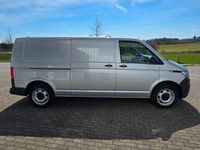 Gebraucht VW Transporter 150 PS (110 kW) 2022 Silber Van