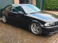 Gebraucht BMW 325 Sport Line 192 PS (141 kW) 2001 Schwarz Coupé