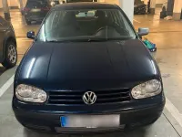 Usata VW Golf IV 75 CV (55 kW) 2002 Blu Utilitaria