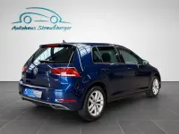 Gebraucht VW Golf VII Comfortline 125 PS (91 kW) 2017 Blaukeine angabe Limousine