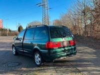 Gebraucht VW Sharan 115 PS (84 kW) 2000 Grün Van / Kleinbus