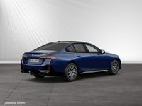 Gebraucht BMW i5 M Sport 289 kW (394 PS) 2025 Bmw individual tansanitblau metallic Limousine