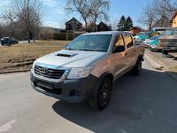 Gebraucht Toyota HiLux 144 PS (105 kW) 2014 Silber Pickup