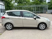 Używany Ford B-MAX SYNC Edition 95 KM (69 kW) 2013 Szary Minivan
