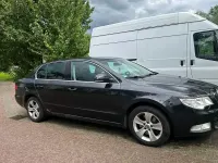 Gebraucht Skoda Superb 125 PS (91 kW) 2009 Schwarz Limousine