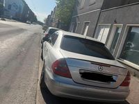 Gebraucht Mercedes E220 150 PS (110 kW) 2005 Silber Limousine