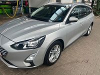 Gebraucht Ford Focus 120 PS (88 kW) 2021 Silber Limousine