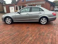 Gebraucht Mercedes E250 204 PS (150 kW) 2010 Silber Limousine