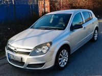 Gebraucht Opel Astra 100 PS (73 kW) 2005 Silber Kleinwagen