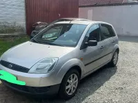 Gebraucht Ford Fiesta 68 PS (50 kW) 2004 Silber Kleinwagen