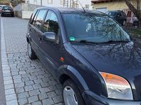 Gebraucht Ford Fusion 80 PS (58 kW) 2011 Grau Kleinwagen