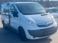 Gebraucht Opel Vivaro 114 PS (83 kW) 2014 Weiß Van / Kleinbus